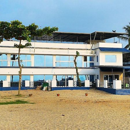 Alleppey Holiday Beach Resort Alappuzha Exterior foto